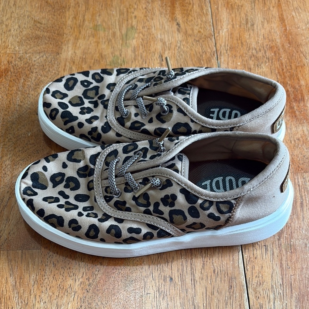 Hey Dude Women’s Conway Leopard Moccasin Shoes Allover Print